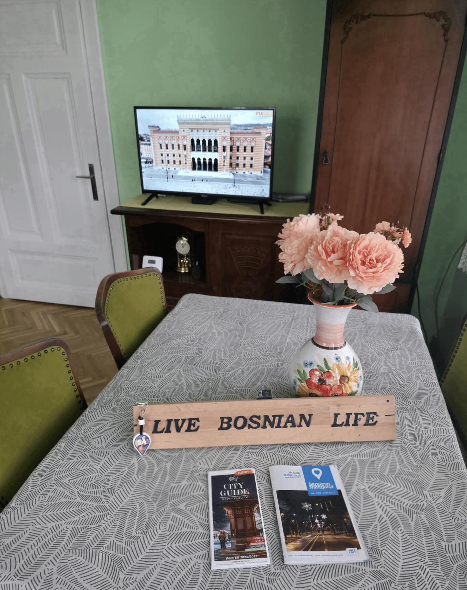 Live Bosnian Life Apartment Sarajevo Luaran gambar